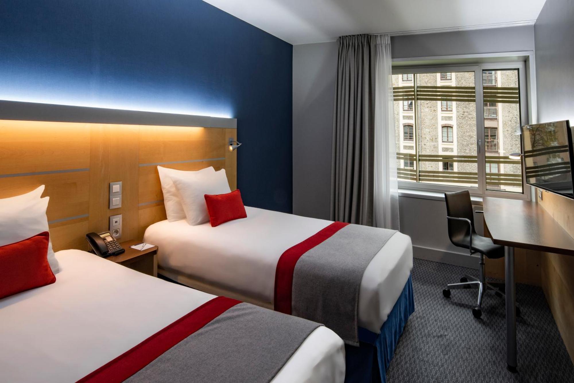 Twin Room Canal View