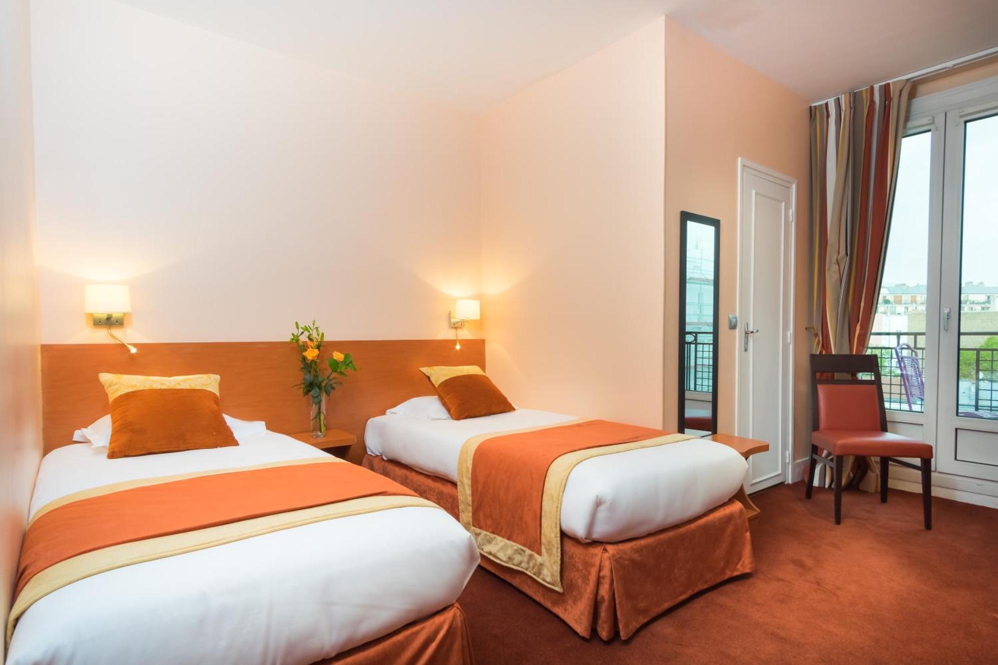 Twin Room