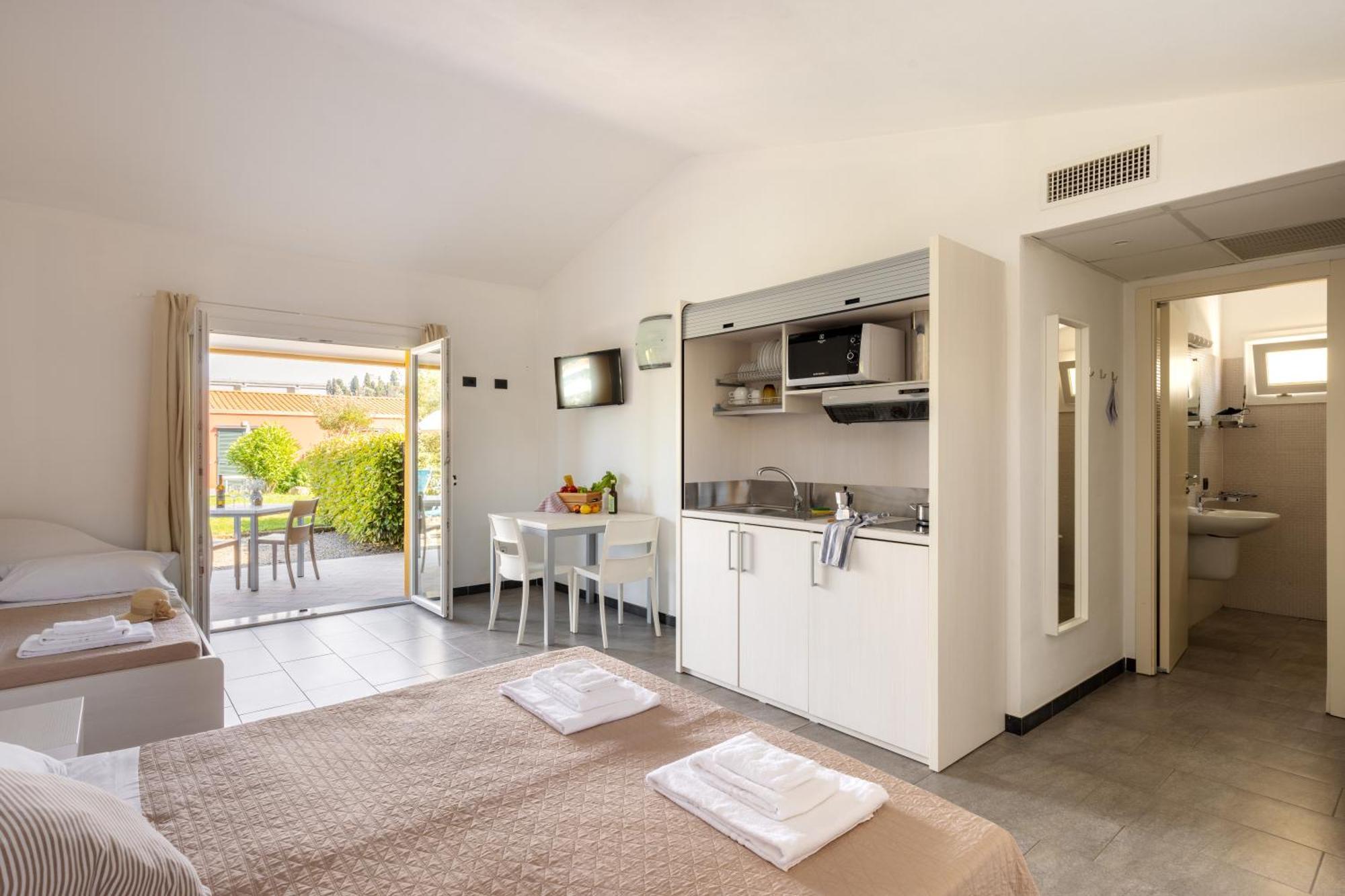 Studio Apartment