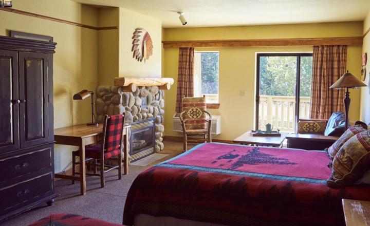 Superior Queen Room Two Queen Beds