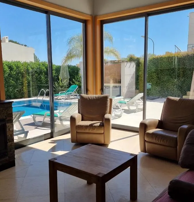 Luxury City Villa Olivia 10 - 15 Min To The Beach Oura, Private Swimming Pool-1