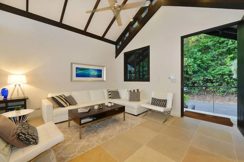 Hapuka - Luxury Villa With Stunning Views On Murphy St-1