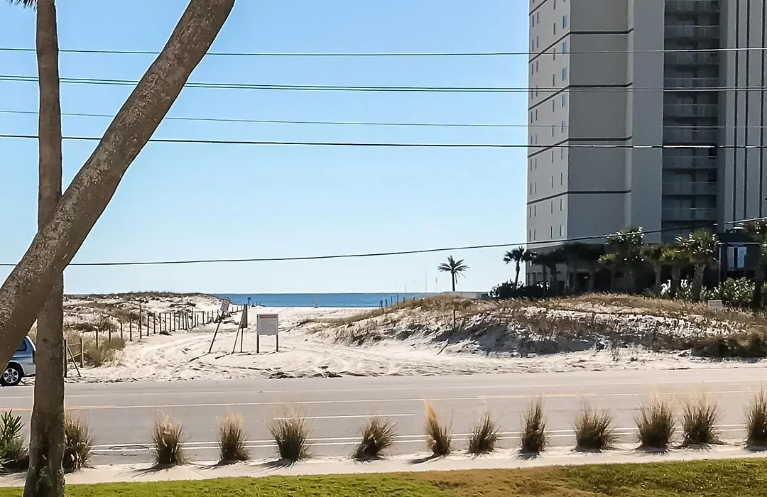 Grand Beach Resort 215-1