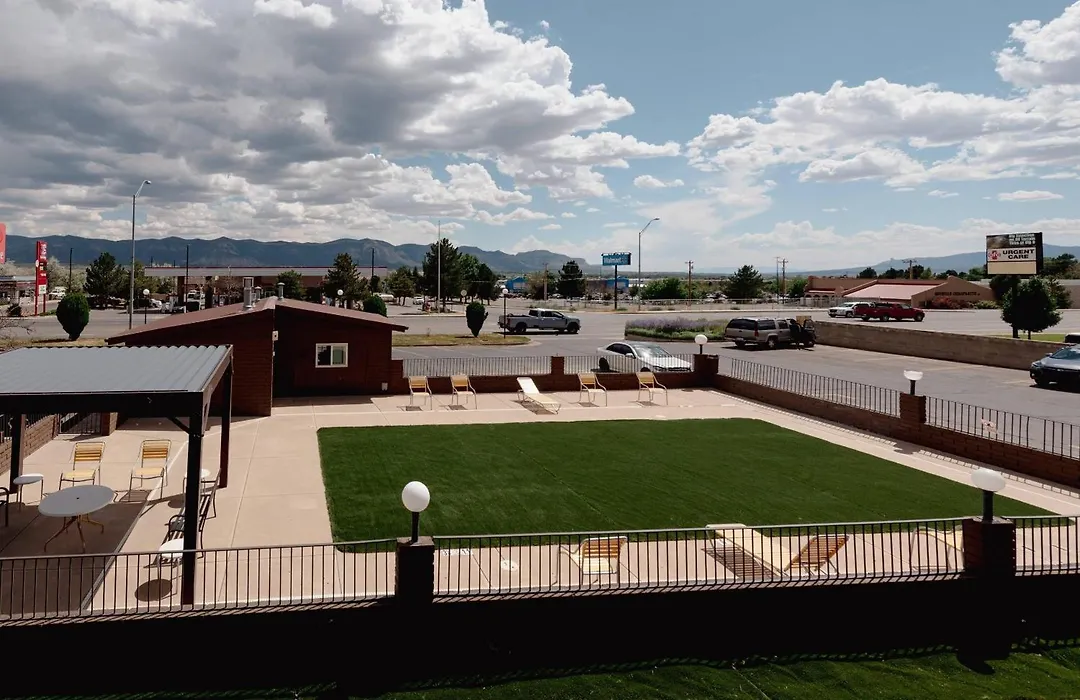 Econo Lodge Cortez Near Mesa Verde-1