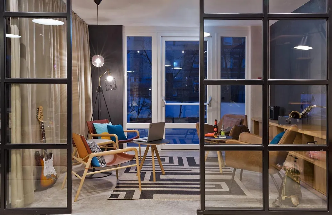 Moxy Berlin Humboldthain Park-1