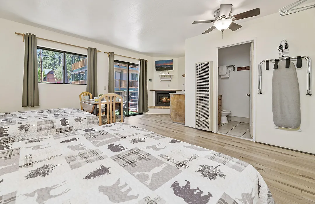 Big Bear Lakefront Lodge-1