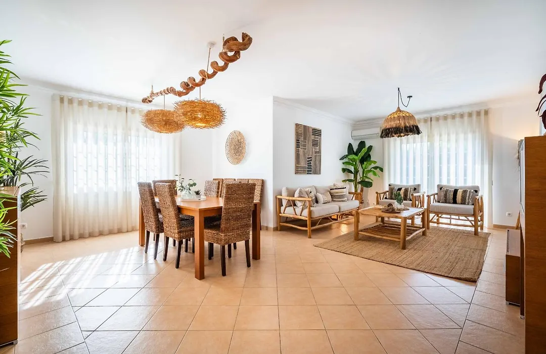 Villa Monte Das Oliveiras With Private Pool-1