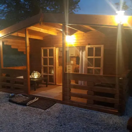 West Pool Cabin-3
