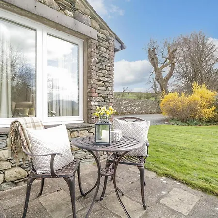 Garden Cottage-2