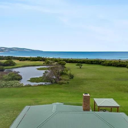 Apollo Bay Cottages-3