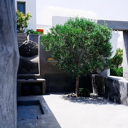 270 Oias View-2