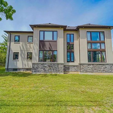 Modernized Five Bedroom Villa-3
