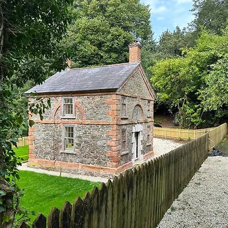 Bridge Cottage Upper Malone-2