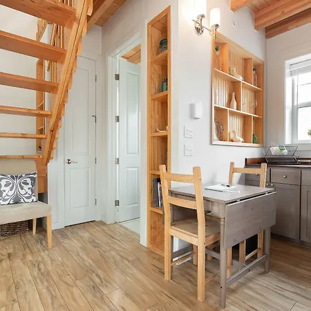 Sea Breeze Cottages-2