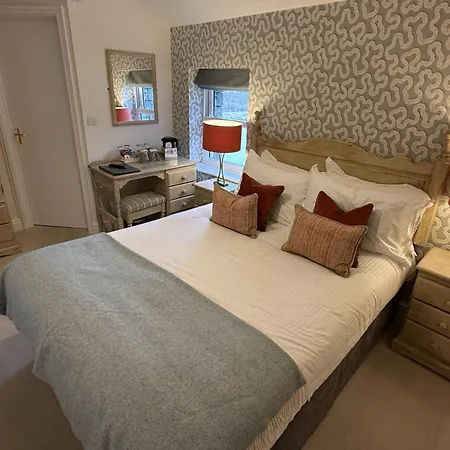 Ravenstone Lodge Country House Hotel-3