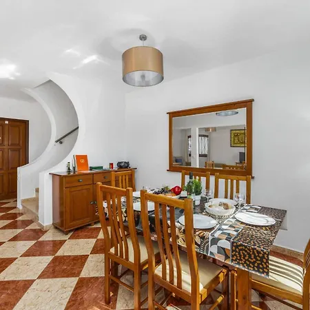 Villa Montechoro By Villa Plus-3