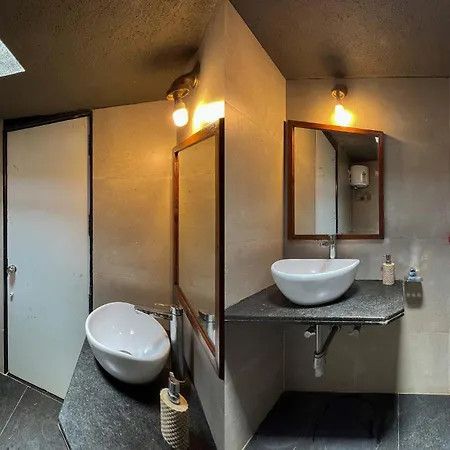 Stone House Bezze By Stayvista With Lake View, Jacuzzi & Lawn - Your Perfect Getaway-2