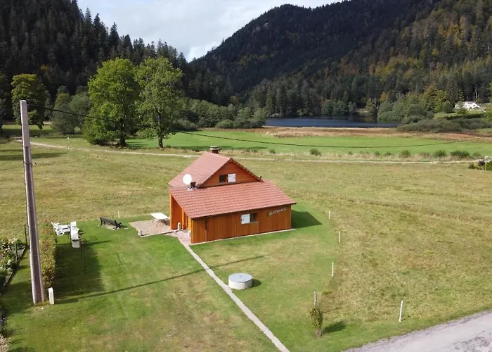 Chalet pour amoureux de la nature avec vue sur le lac de Retournemer