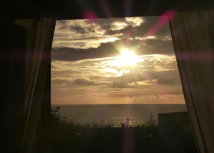 Sunset Lodge