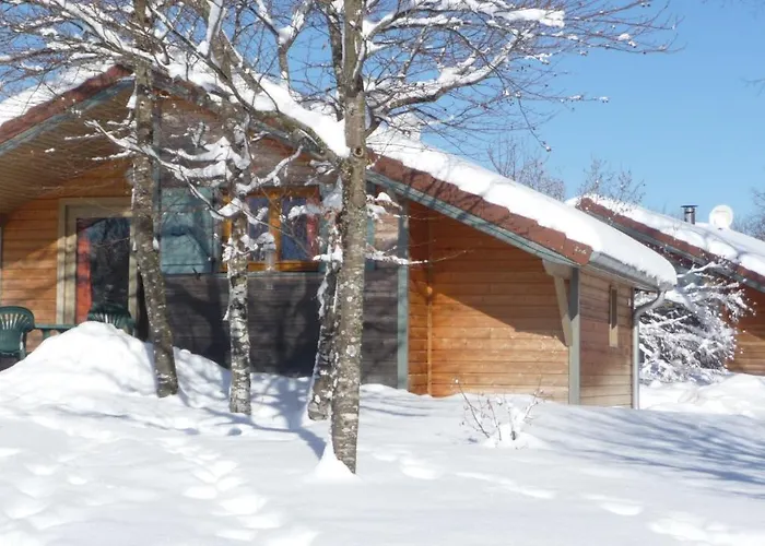 8 Chalets des Lodges du Hérisson avec poêle à bois