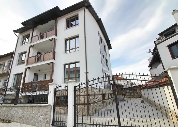 Ice Jewel Chalet, Bansko, 200 Meters From The Gondola, 20 Улица „Свети Иван Рилски“