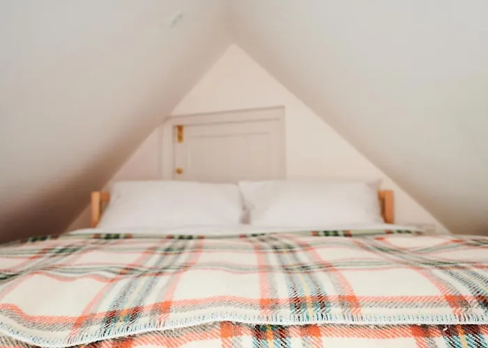 Tiny Cottage With Terrace & Parking, Central Lewes