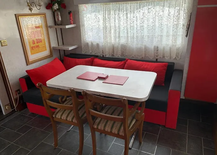 Vintage, Circus Holiday Home