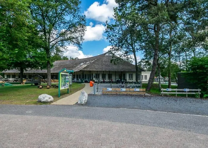 Chalet "De Hazelnoot" Te Diever