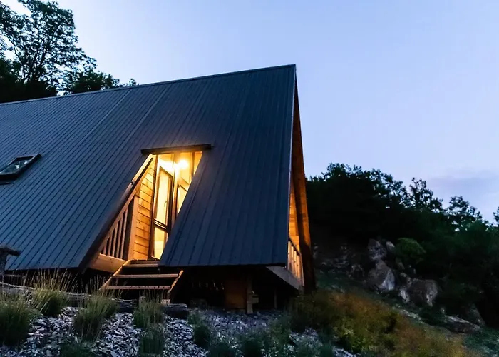 Chalets Na'Thur Lodge