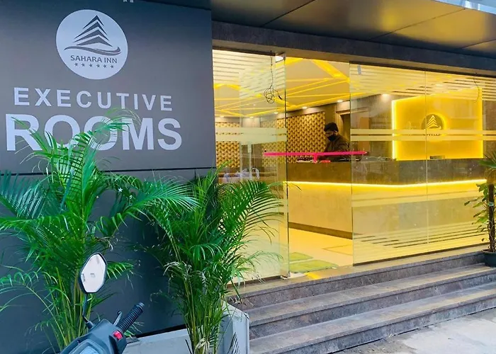 Cheap hotel: Sahara Inn