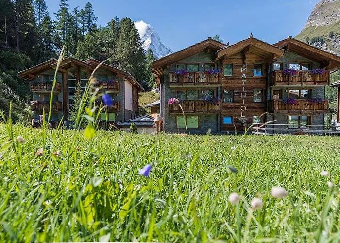 Apartment In Chalet Pizzo Fiamma
