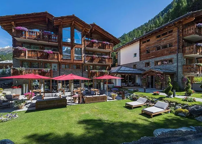 Apartment In Chalet Pizzo Fiamma
