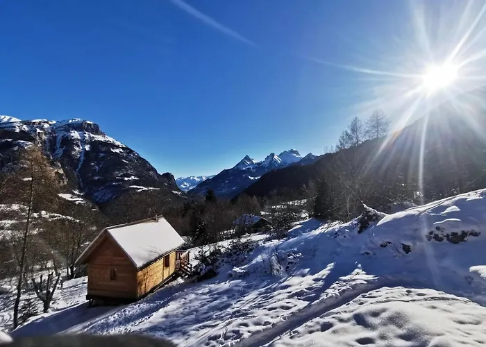 Les cabanes du domaine de l Esperluette