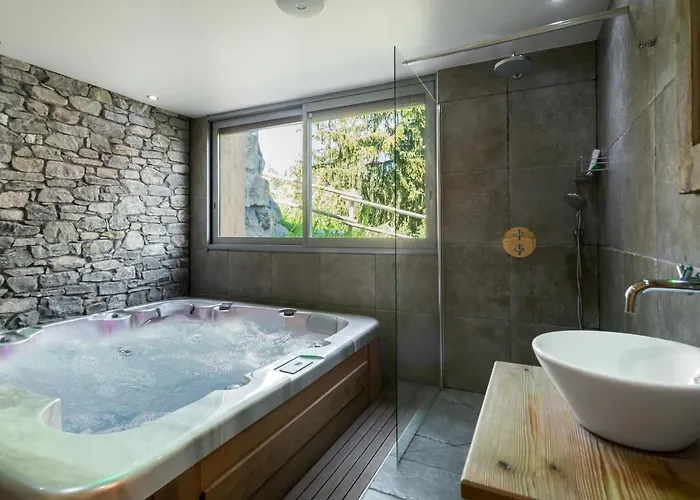 Chalet cosy pour 10 adultes&2 enfants à Courchevel avec espace bien-être - FR-1-562-20