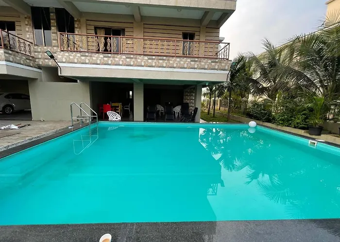 Neville'S Villa - Pet Friendly With Pool