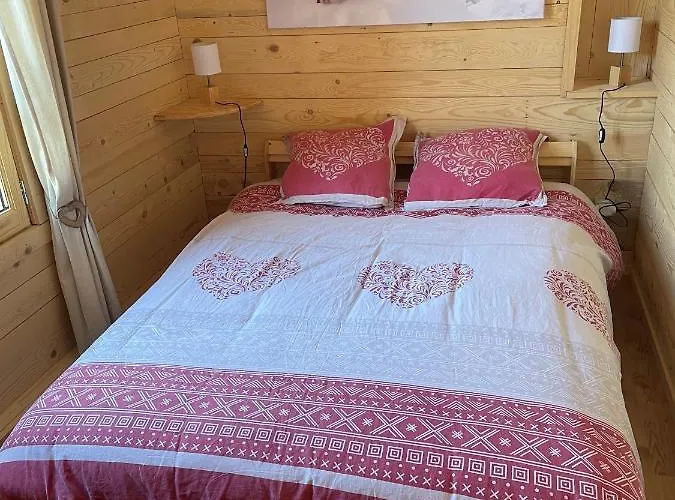 Chalet Tire-Corde