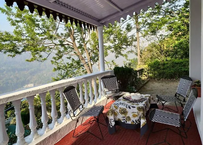 Dog friendly hotels Whistling Thrush Cottage, Bhimtal