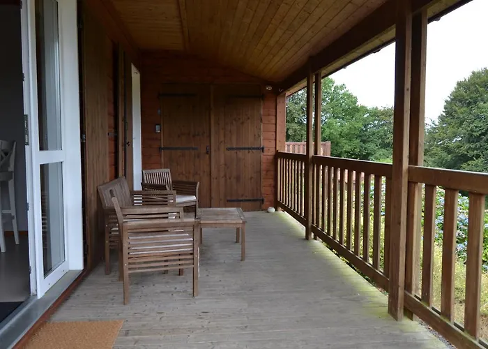 Beautiful Lake View 3 Bedroom Chalet 68