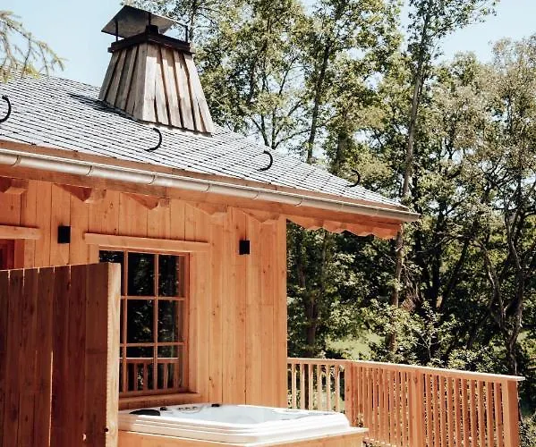 The Woodpecker Lodge
