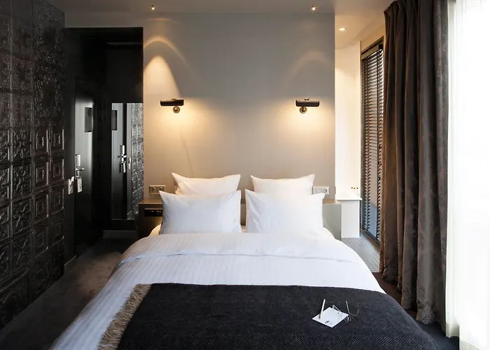 5 star hotel: Grand Hotel Lafayette