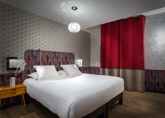 Hôtel 4 étoiles: Hôtel Crayon Rouge by Elegancia