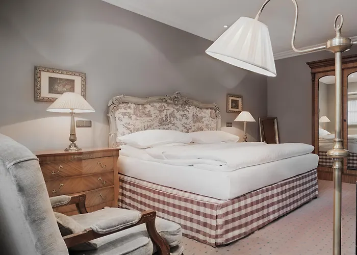 Schlosshotel