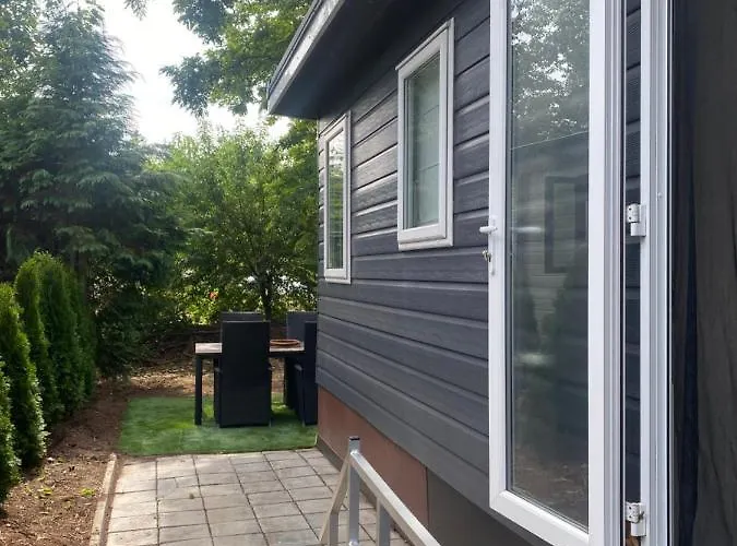 Mooi Verblijf Op Rustig Park