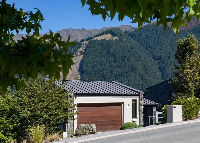 Picture Point Villa