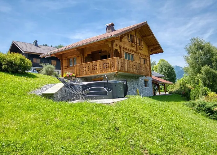Chalet Moderne Avec Jacuzzi, Animaux Admis, Morillon