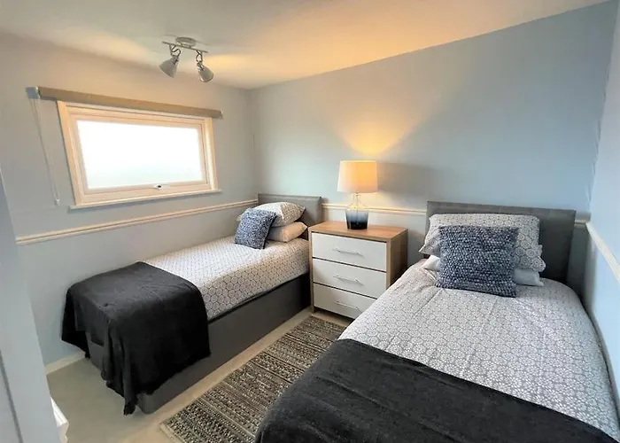 126 Hemsby Holiday Chalet, Convenient For Sandy Beach