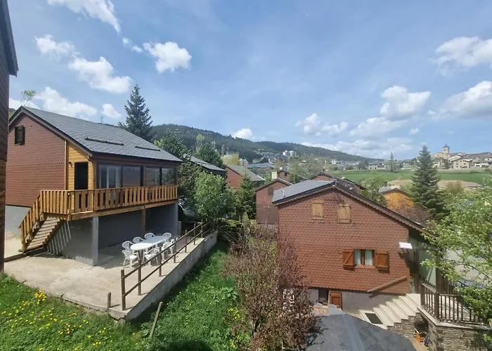 Chalet 8 Couchages A 100M Du Bas Des Pistes Et Commerces