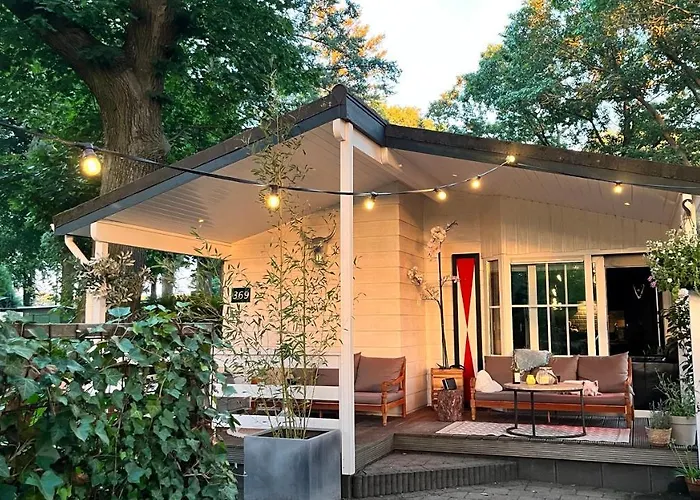Het Verwende Nest Met Prive Hottub & Barrel Sauna