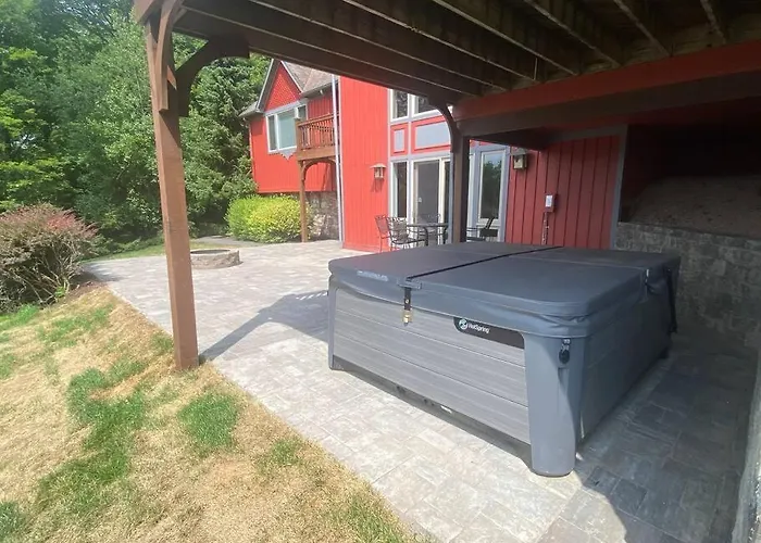 Primo Vista! Spectacular Views, Dock Slip, Hot Tub