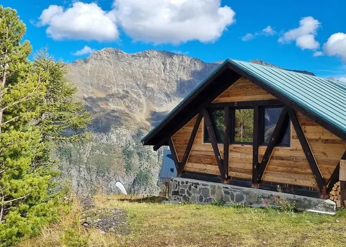 Le Chalet N 0082